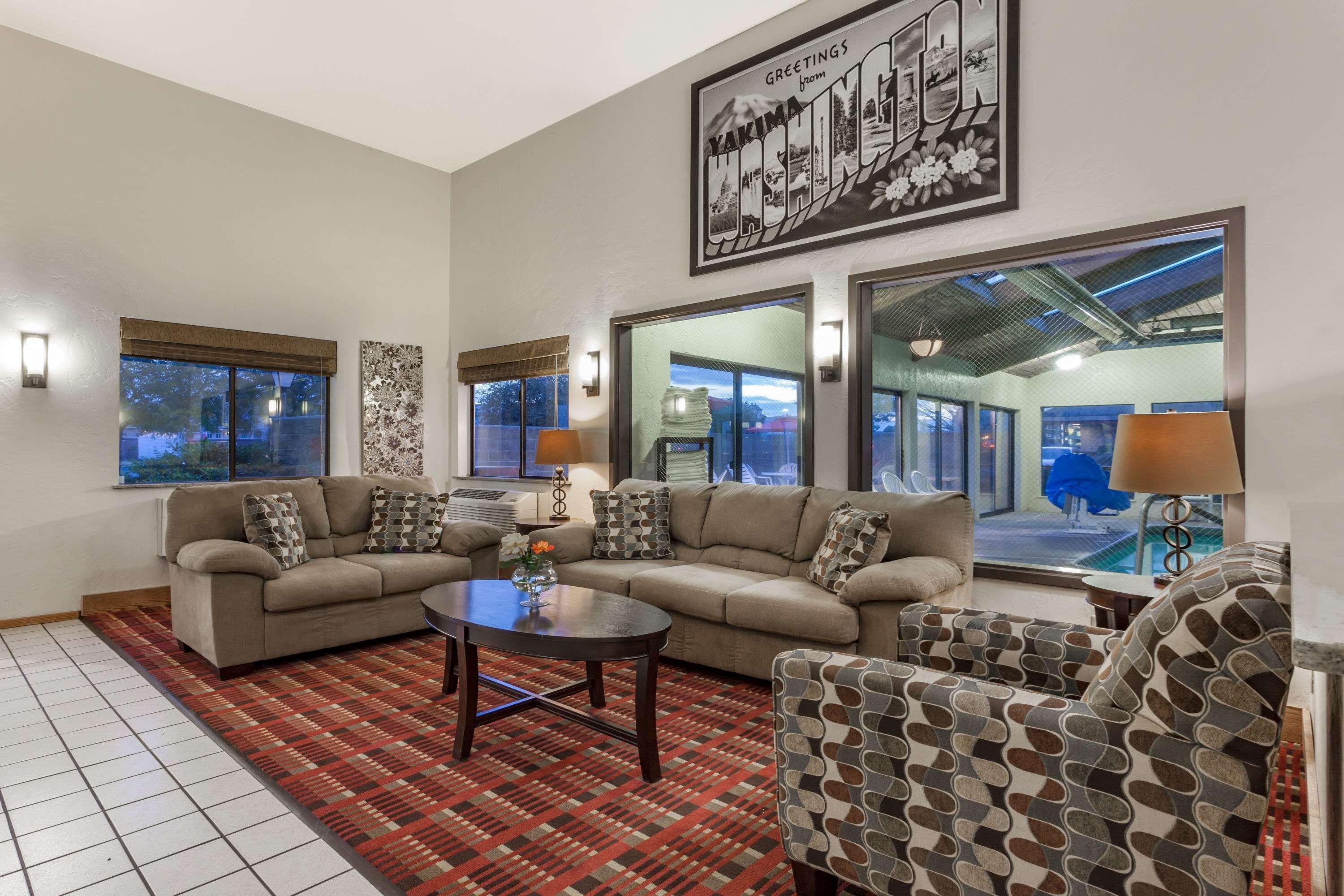 Super 8 By Wyndham Yakima Area 2*