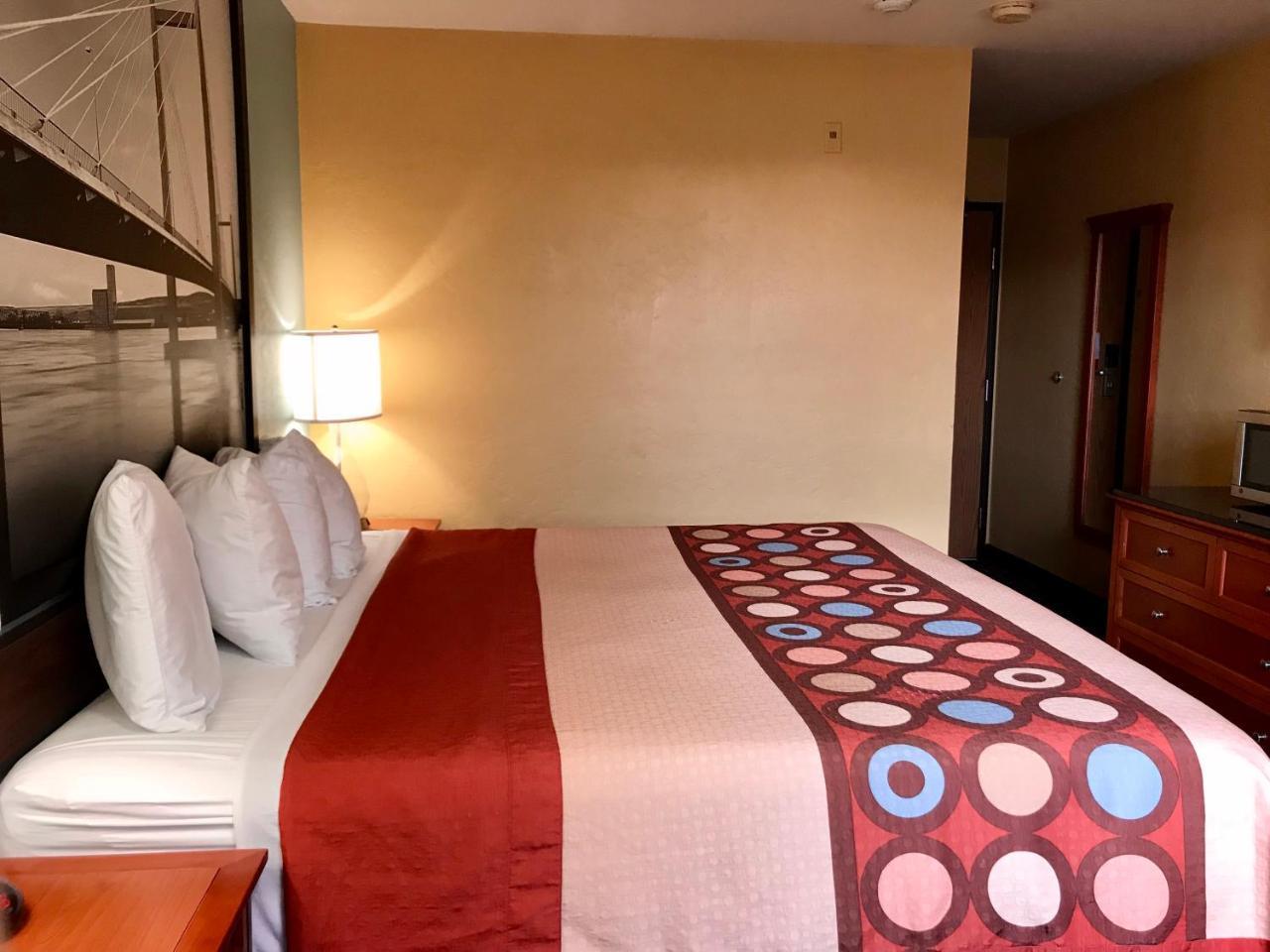 Super 8 By Wyndham Yakima Area Hotel 2*